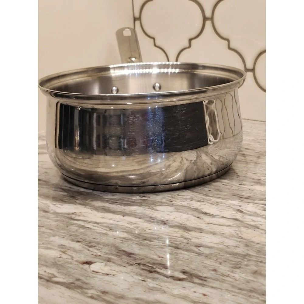Heuck Classics 2 Quart Stainless Steel‎  Saucepan w/Stainless Lid